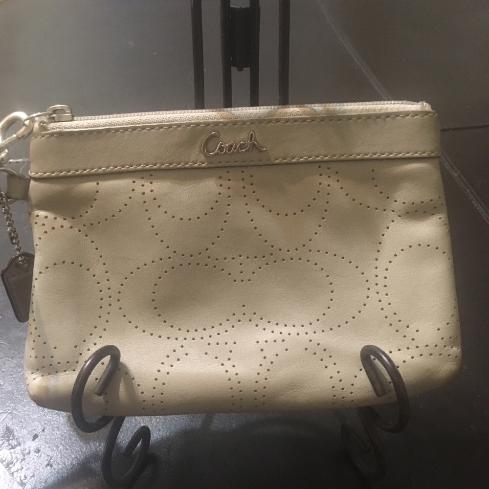 Wristlet